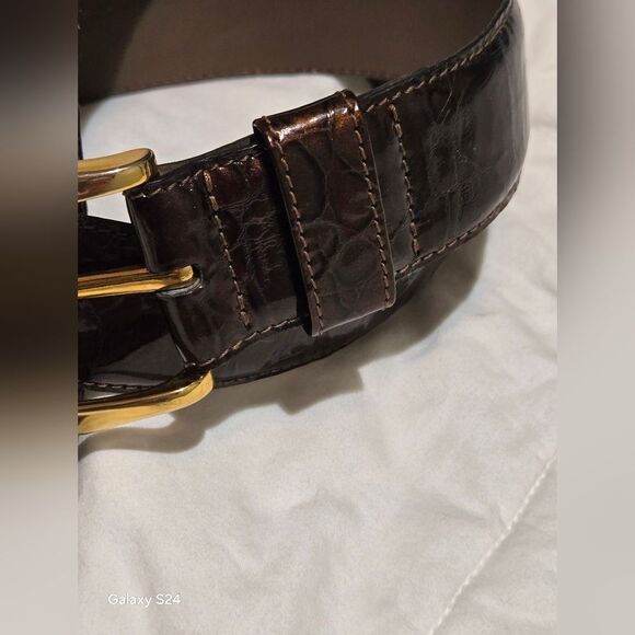 MCM ALLIGATOR WITH BRASS BUCKLE BELT MADE IN ITALY - Picture 3 of 14